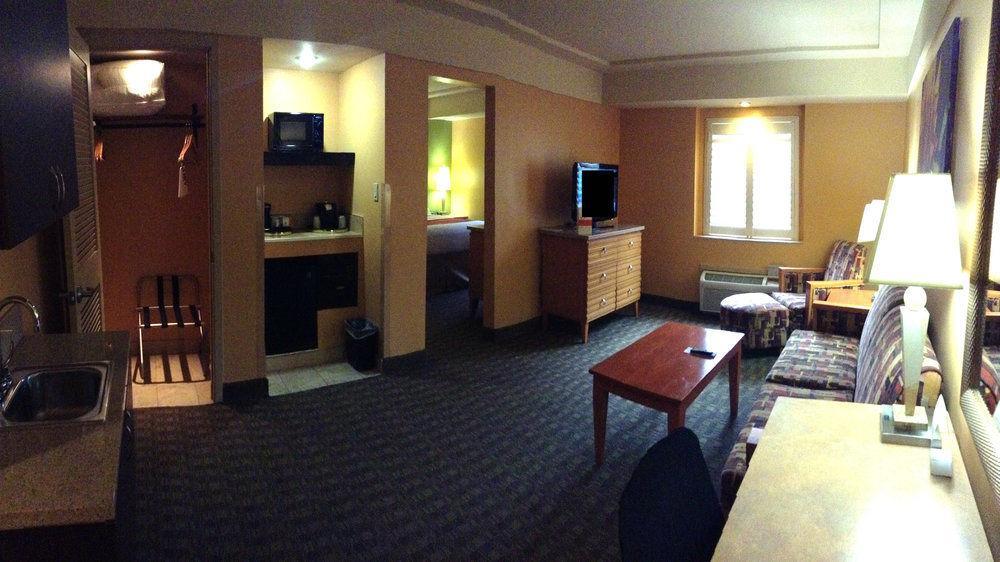 Holiday Inn North Фінікс Екстер'єр фото